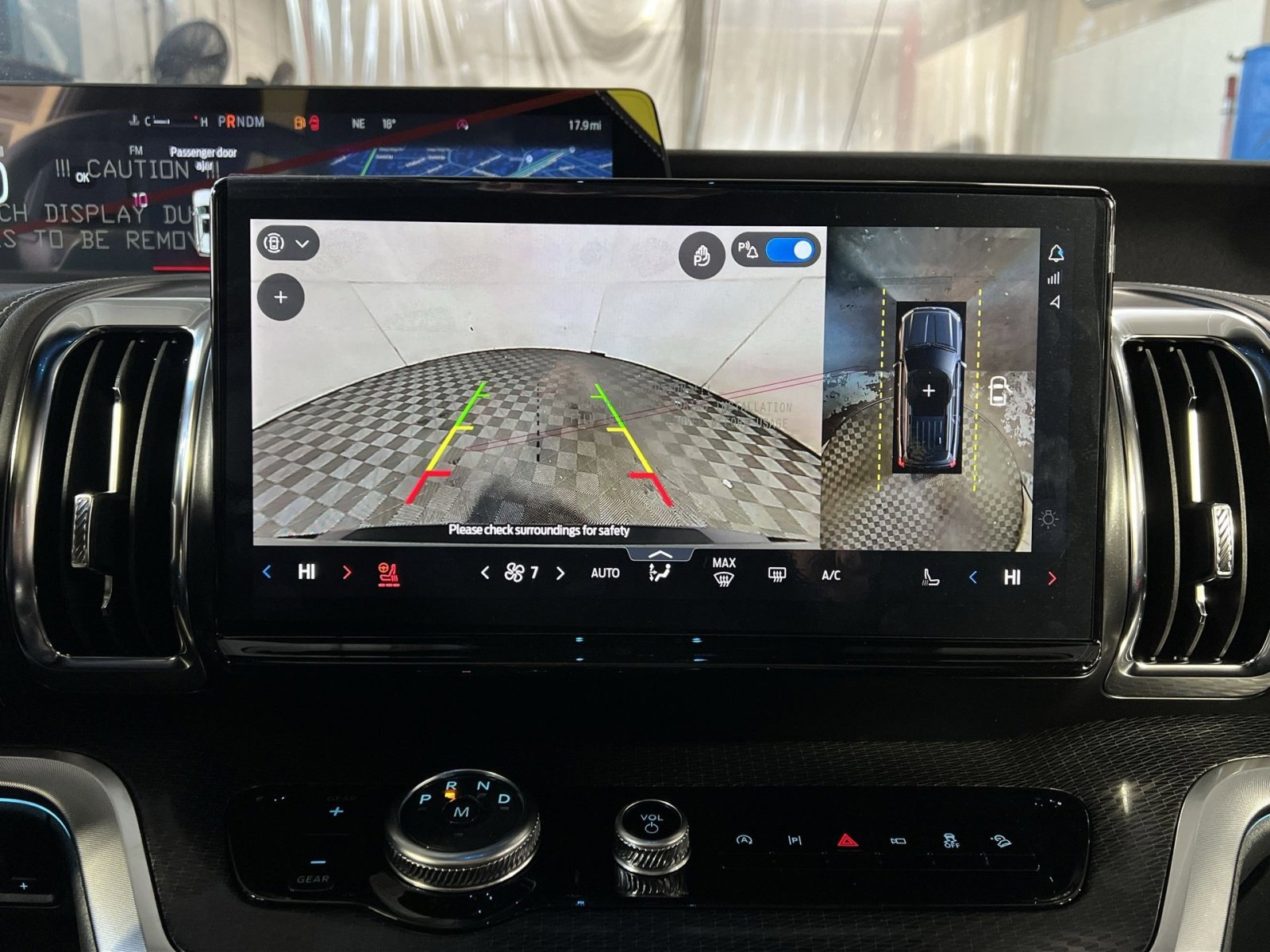 New 2026 Ford Expedition Platinum image 19