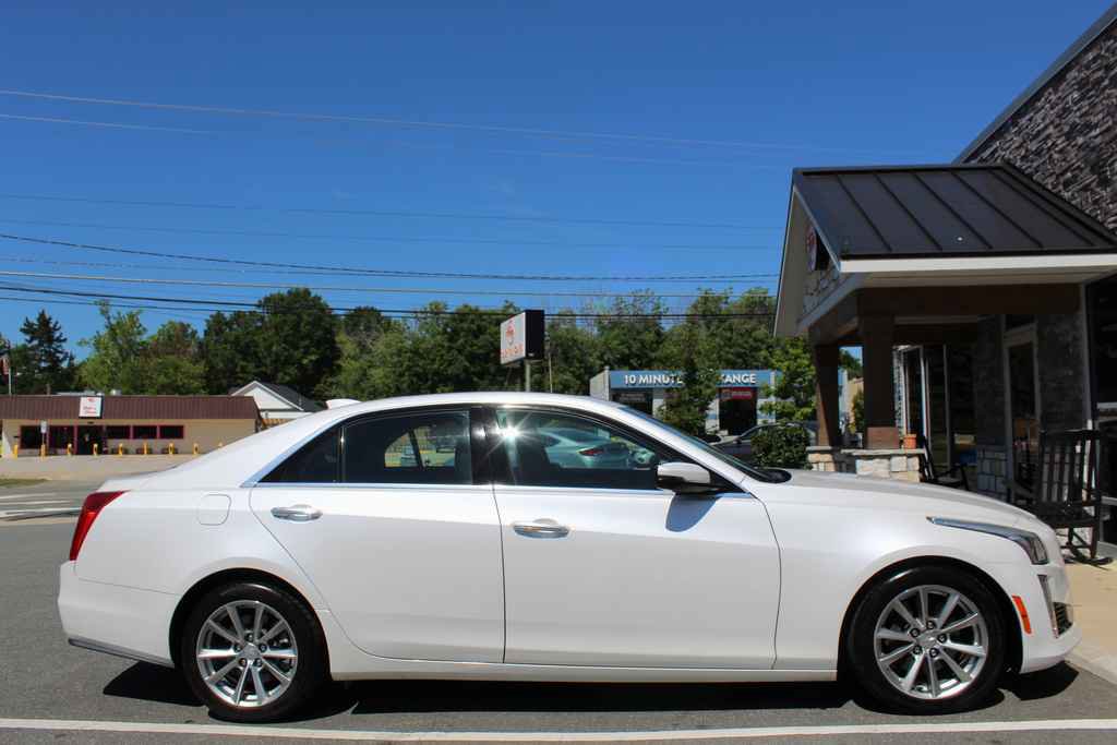 Used 2019 Cadillac CTS Luxury RWD image 4
