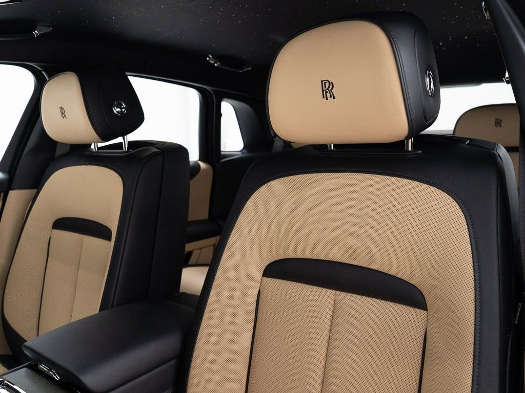 Used 2025 Rolls-Royce Ghost image 17