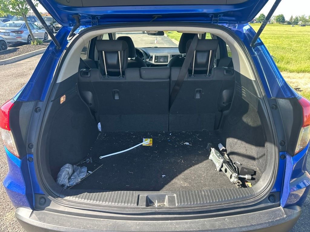 Used 2022 Honda HR-V EX image 11