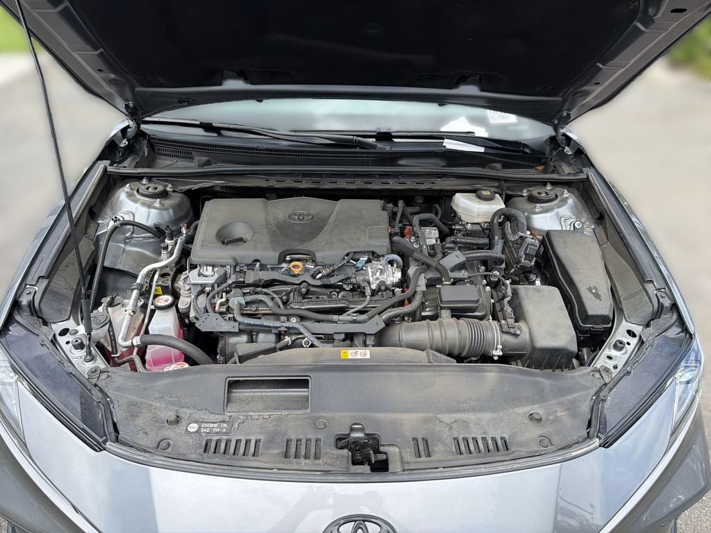 Used 2025 Toyota Camry SE FWD image 17