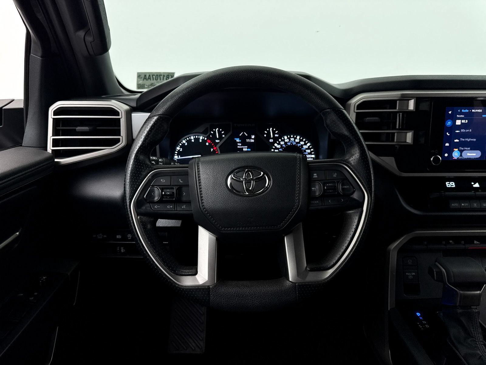 Used 2025 Toyota Tundra SR5 AWD/4WD image 32