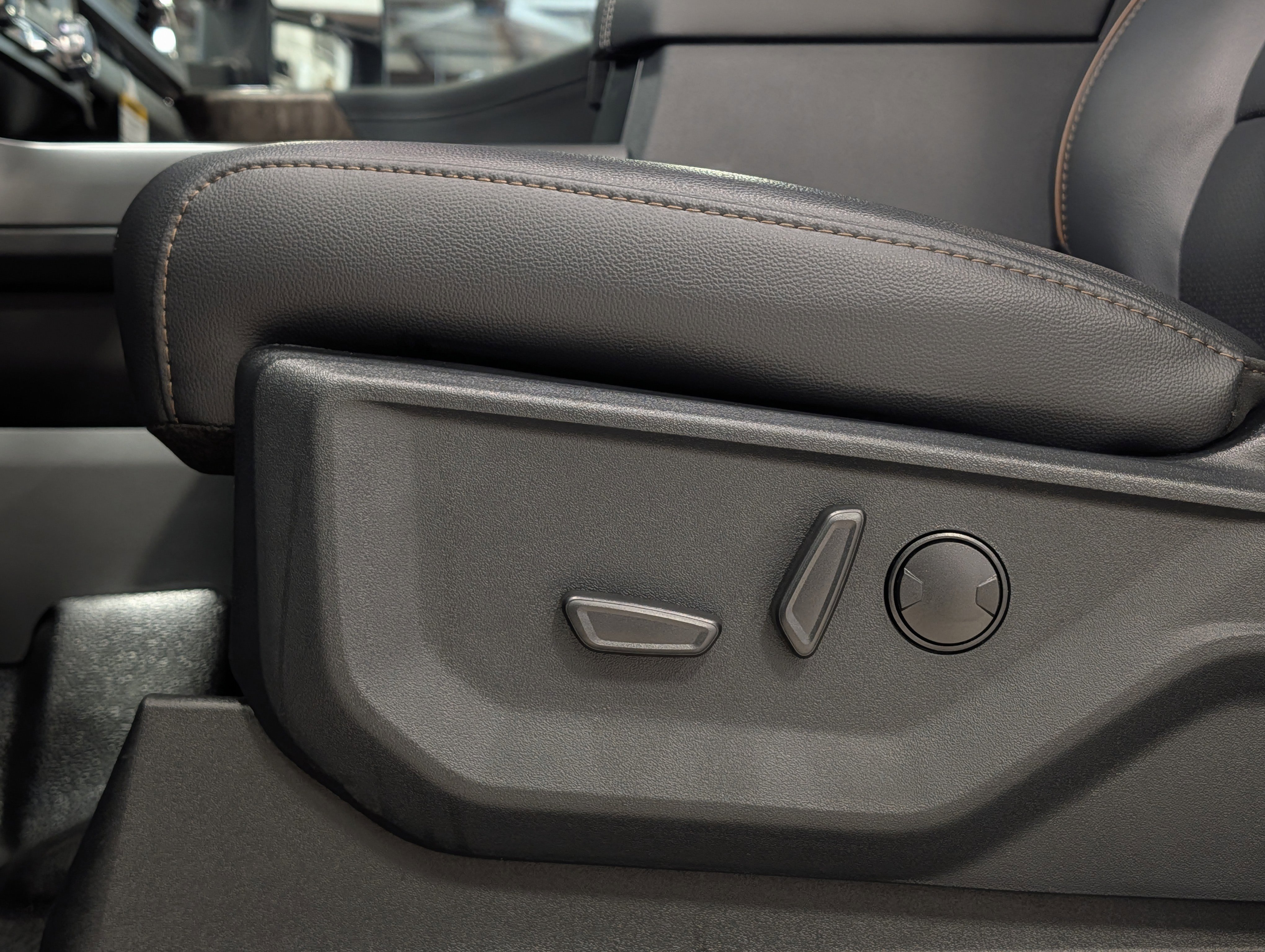 New 2026 Ford F450 Lariat image 71