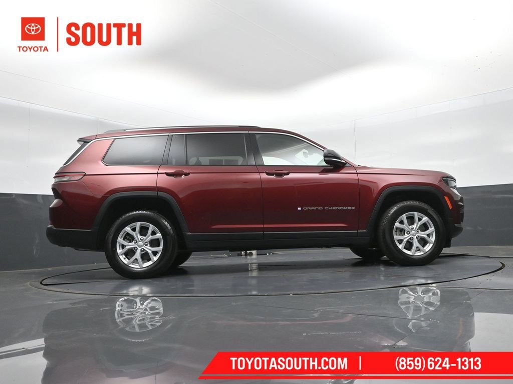 Used 2023 Jeep Grand Cherokee L Limited image 39