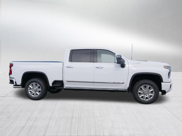 New 2025 Chevrolet Silverado 2500 High Country image 2