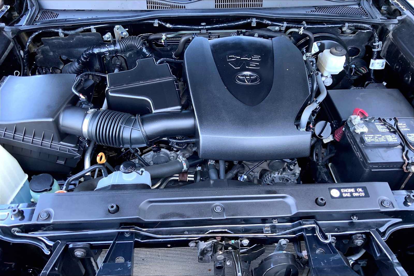 Used 2019 Toyota Tacoma SR5 AWD/4WD image 30