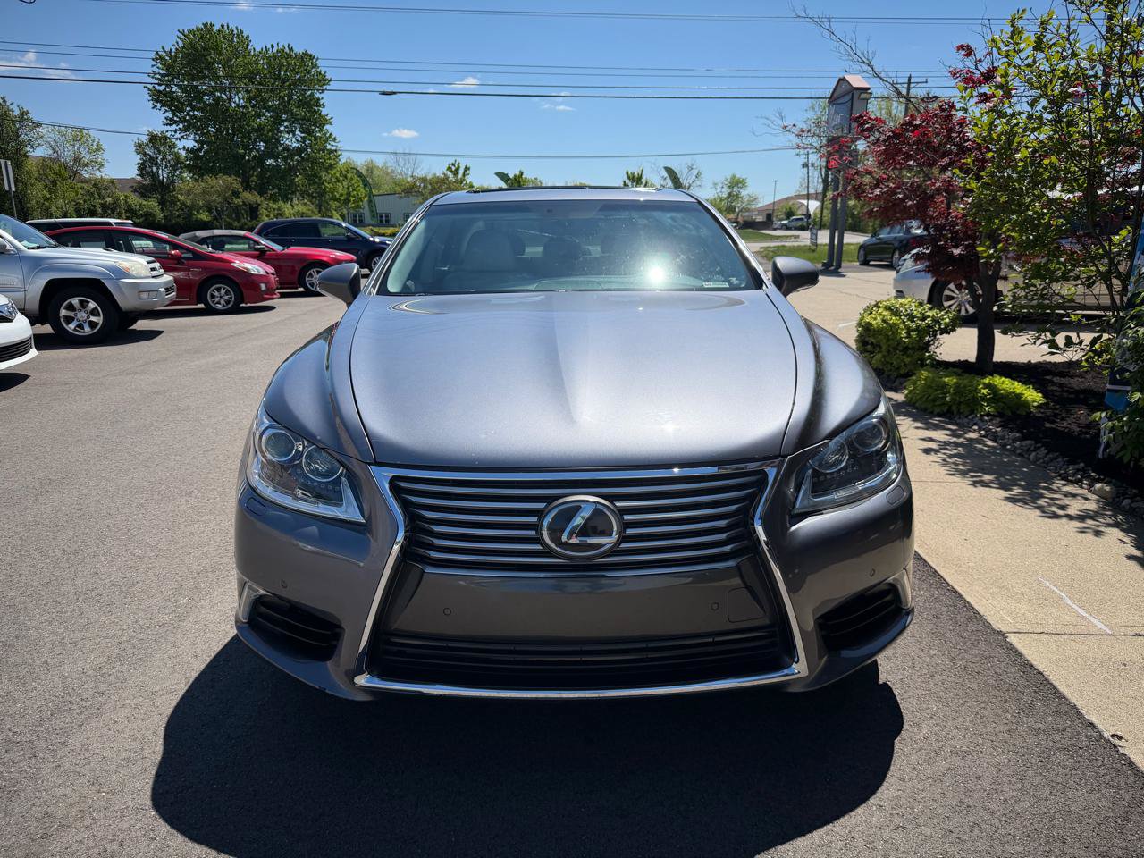 Used 2016 Lexus LS 460 w/ Comfort Package RWD image 2