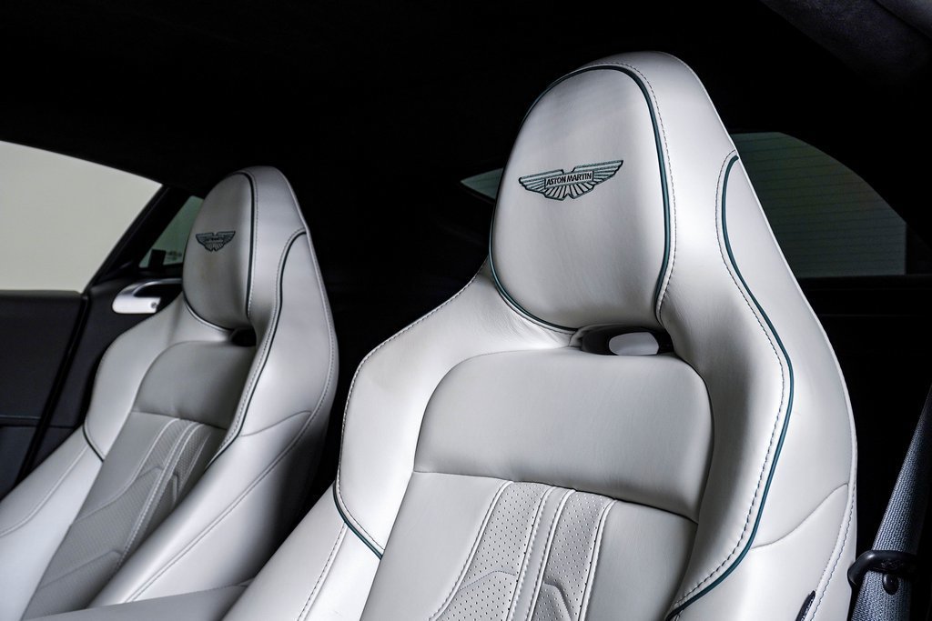Used 2026 Aston Martin V8 Vantage Coupe RWD image 22