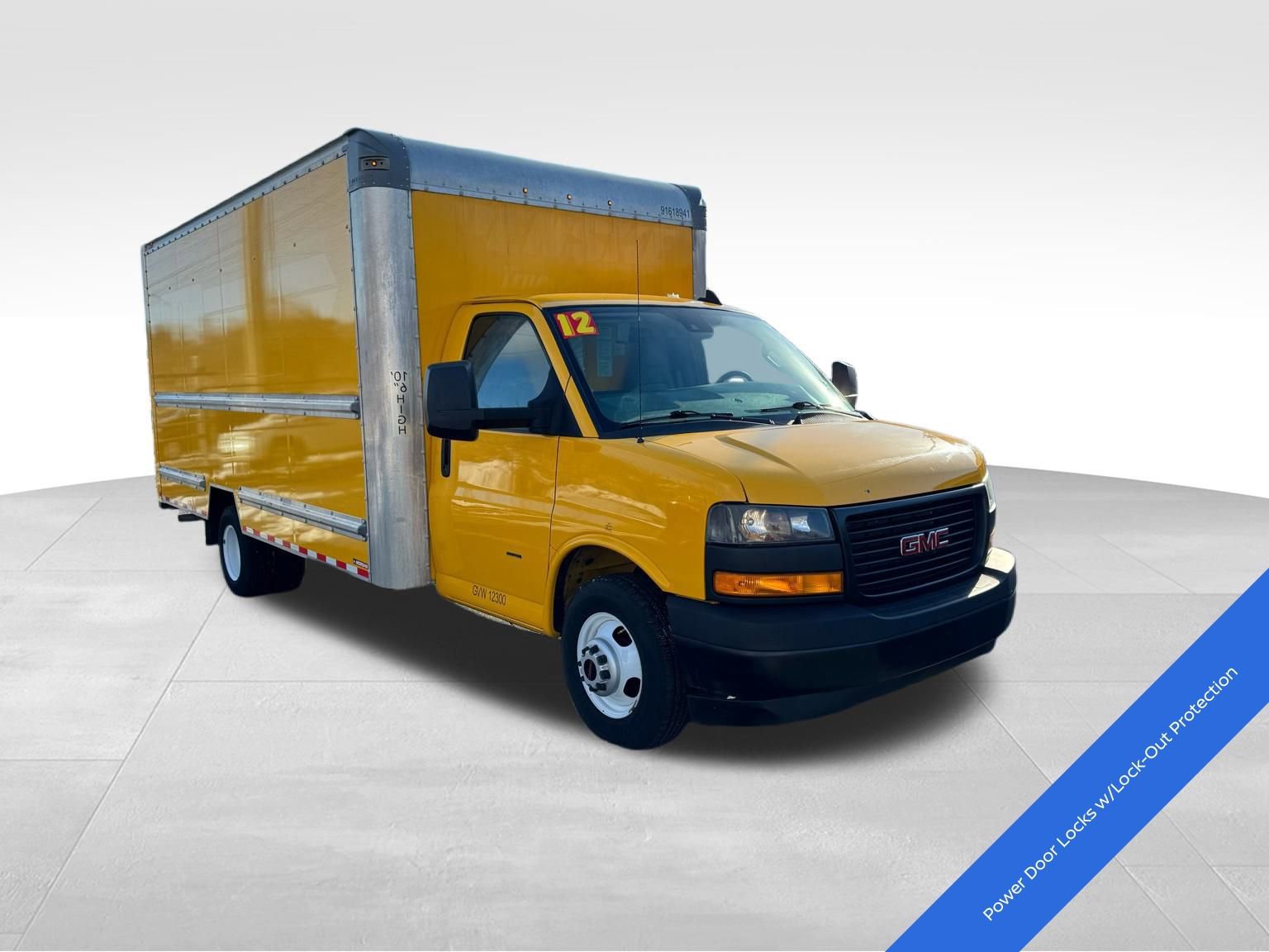 Used 2021 GMC Savana 3500 Extended w/ Power Convenience Package image 3