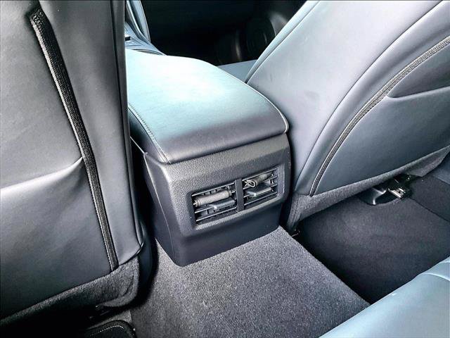 Used 2024 Lexus IS 500 RWD image 25