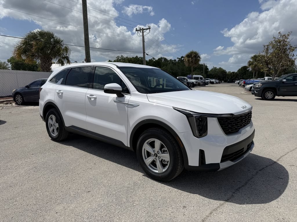 New 2026 Kia Sorento LX FWD image 2