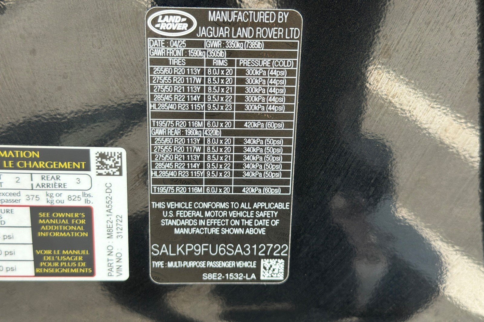 Certified 2025 Land Rover Range Rover SE AWD/4WD image 30