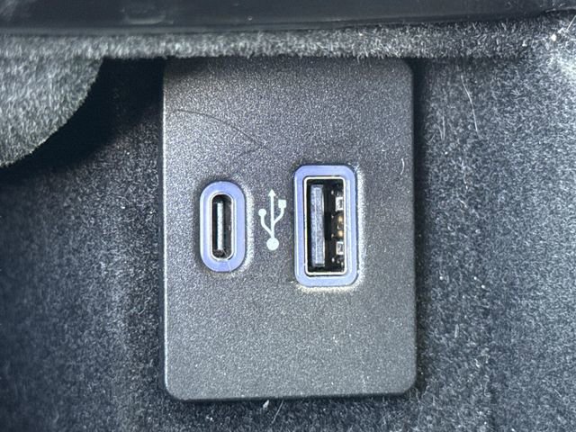 Certified 2023 Lincoln Nautilus Reserve image 37