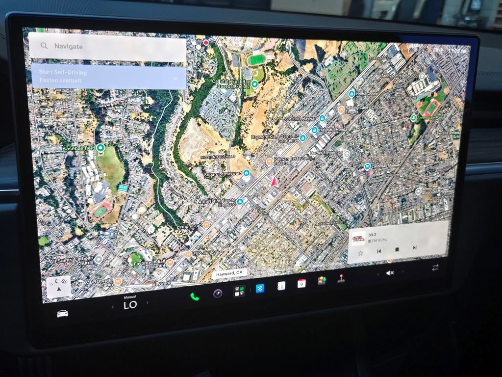 Used 2025 Tesla Model S AWD/4WD image 20