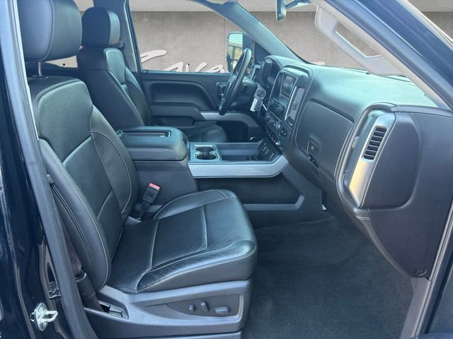 Used 2017 Chevrolet Silverado 1500 LTZ Z71 w/ Midnight Edition AWD/4WD image 24
