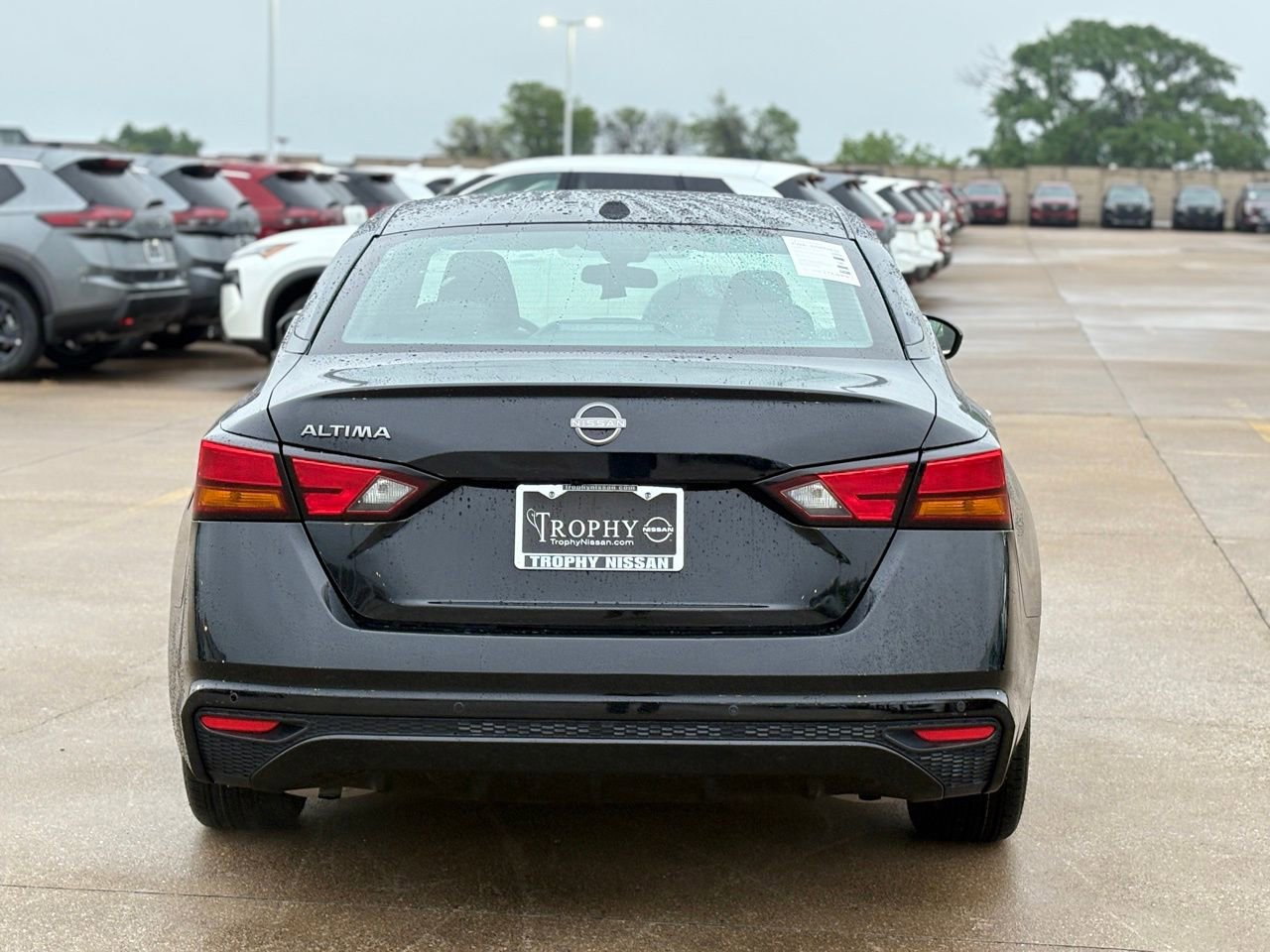 Certified 2025 Nissan Altima 2.5 SV FWD image 8