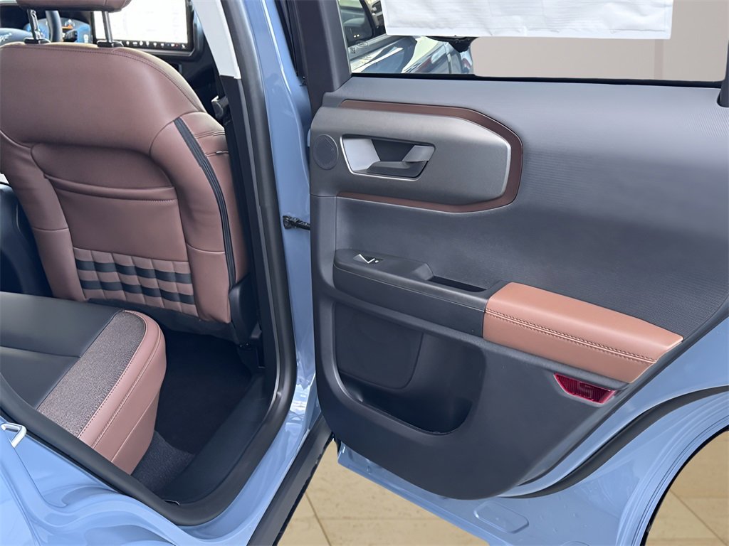 New 2025 Ford Bronco Sport Outer Banks w/ Outer Banks Tech Package+ image 32