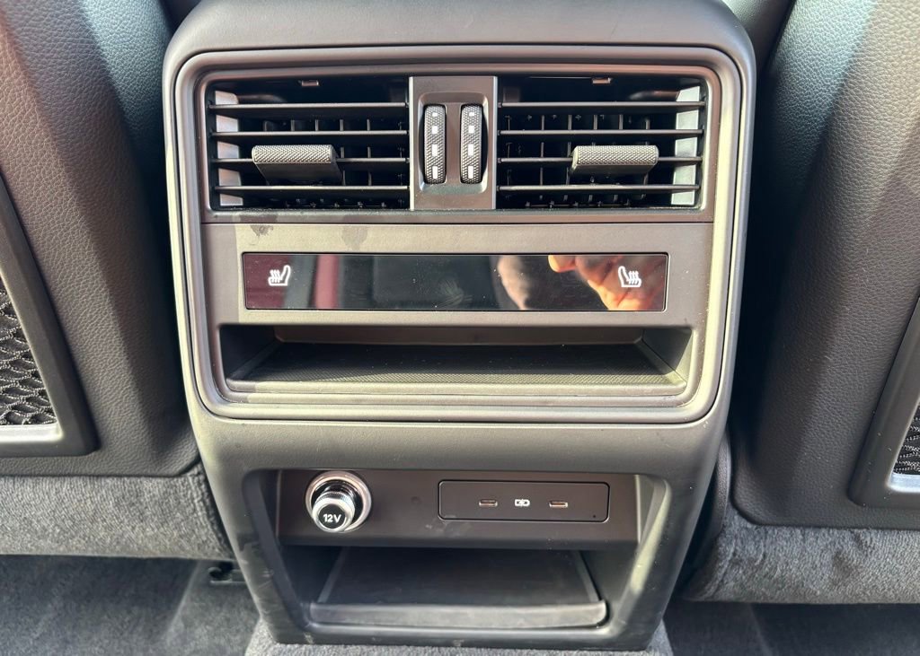 Certified 2024 Porsche Cayenne image 6