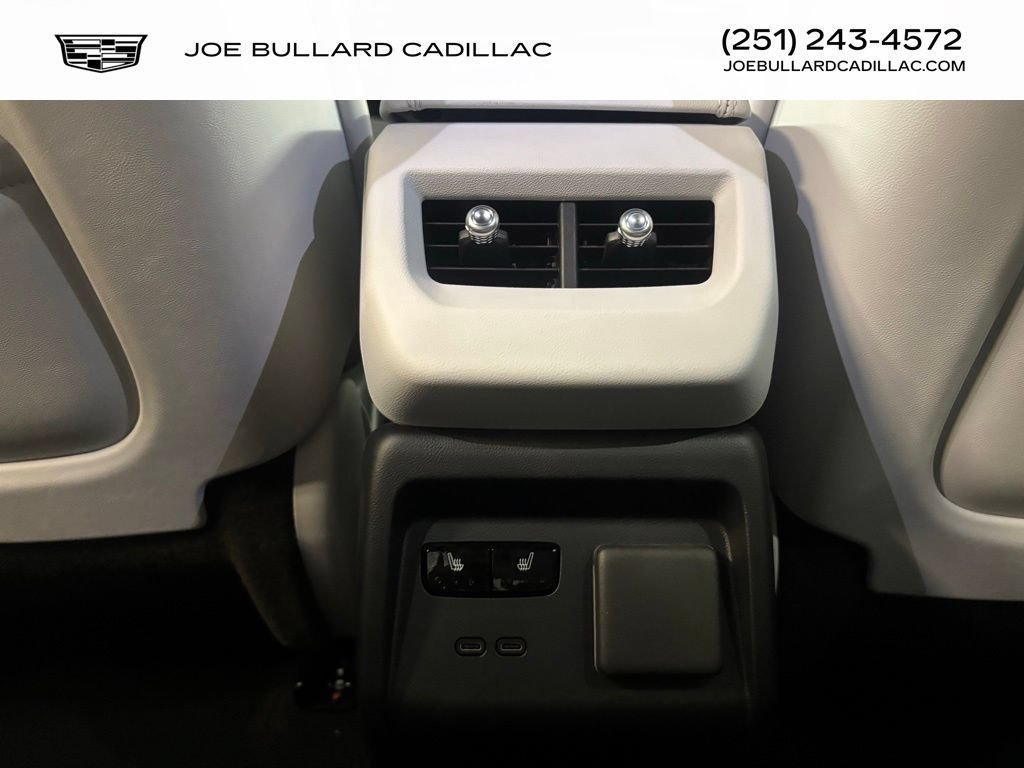 New 2025 Cadillac Optiq Sport 2 w/ LPO, Floor Liner Package AWD/4WD image 12