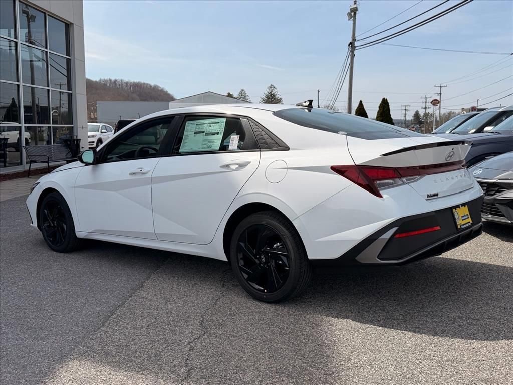 New 2026 Hyundai Elantra Sport image 5