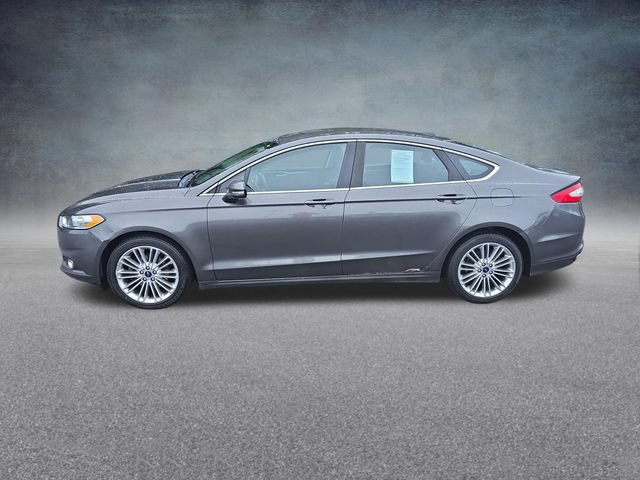 Used 2016 Ford Fusion SE w/ Equipment Group 202A AWD/4WD image 4