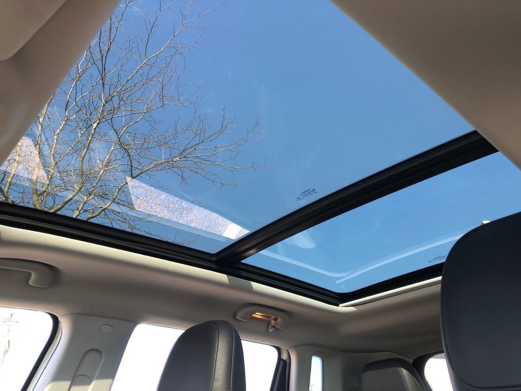 Used 2020 Jeep Compass Limited AWD/4WD image 30