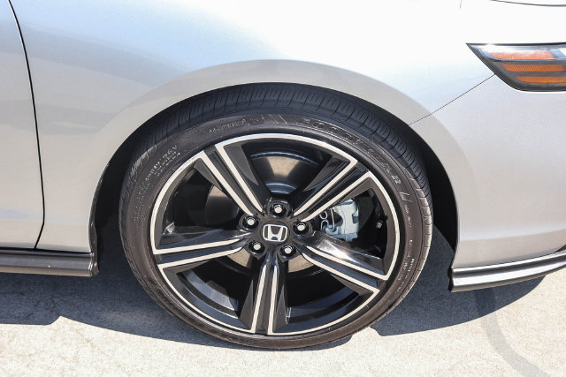 Used 2026 Honda Accord Sport image 7