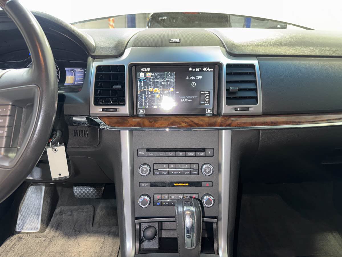 Used 2012 Lincoln MKZ Hybrid FWD image 19