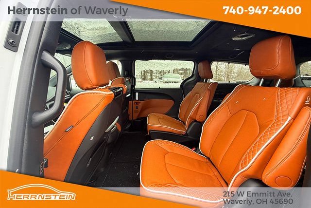 New 2026 Chrysler Pacifica Pinnacle FWD image 23