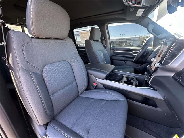 New 2026 RAM 1500 4x4 Crew Cab image 34