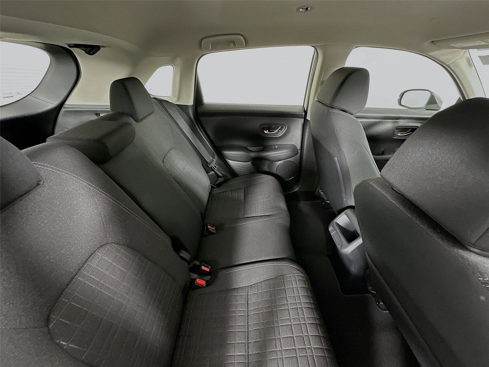 Certified 2023 Honda HR-V LX image 25