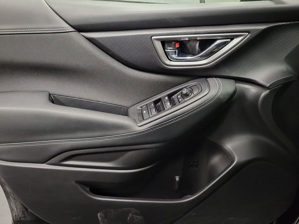 Used 2023 Subaru Forester Premium image 23