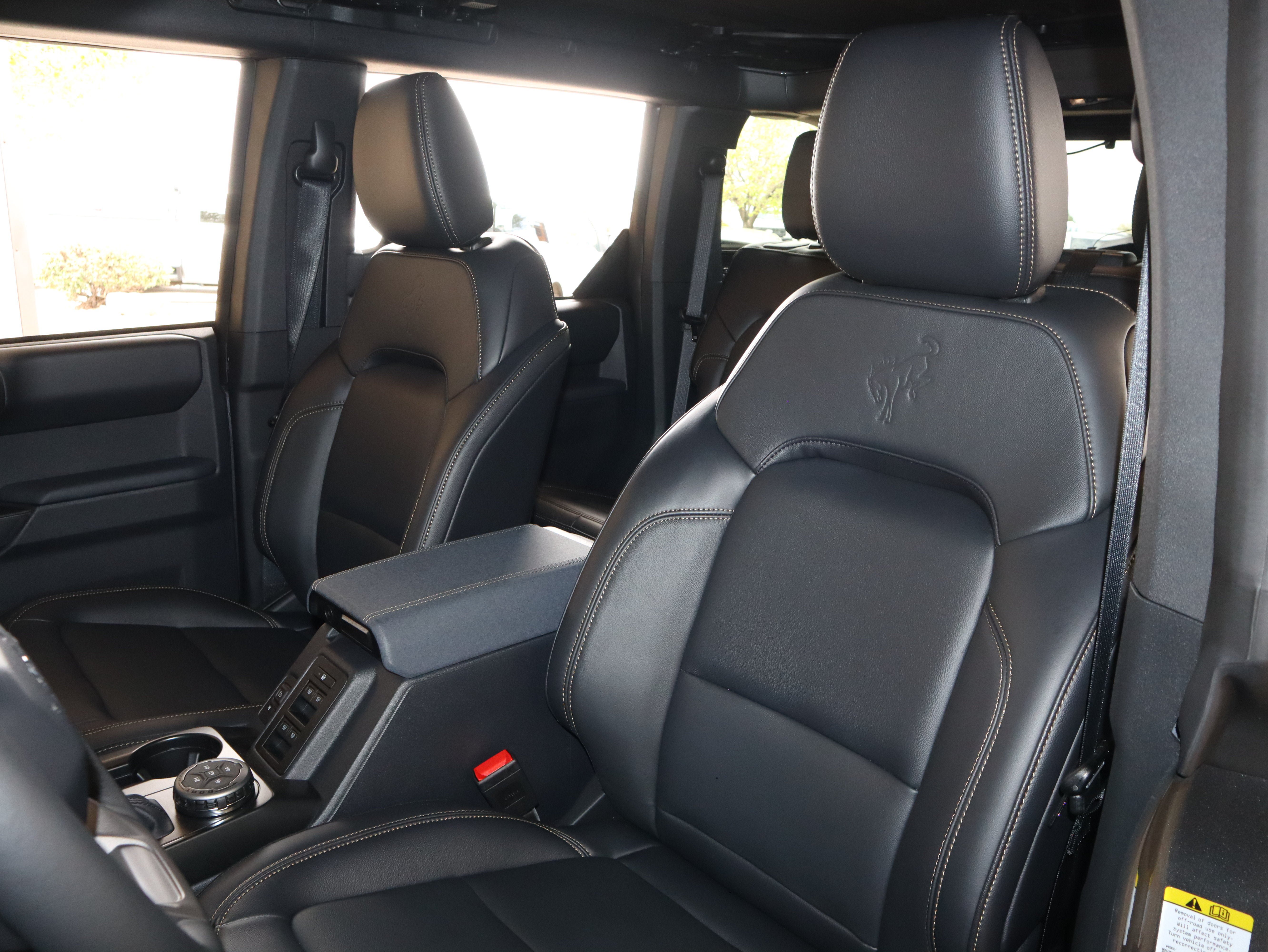 New 2026 Ford Bronco Badlands AWD/4WD image 32