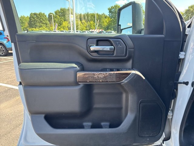 Used 2022 GMC Sierra 3500 SLE image 9