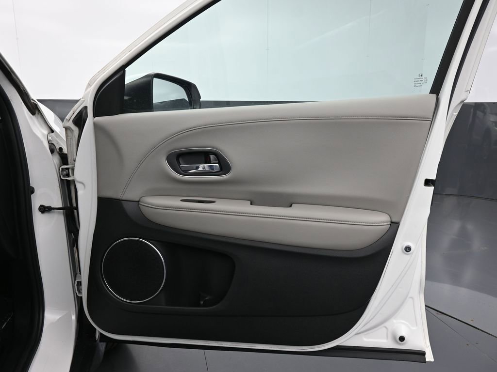 Certified 2019 Honda HR-V EX-L image 40