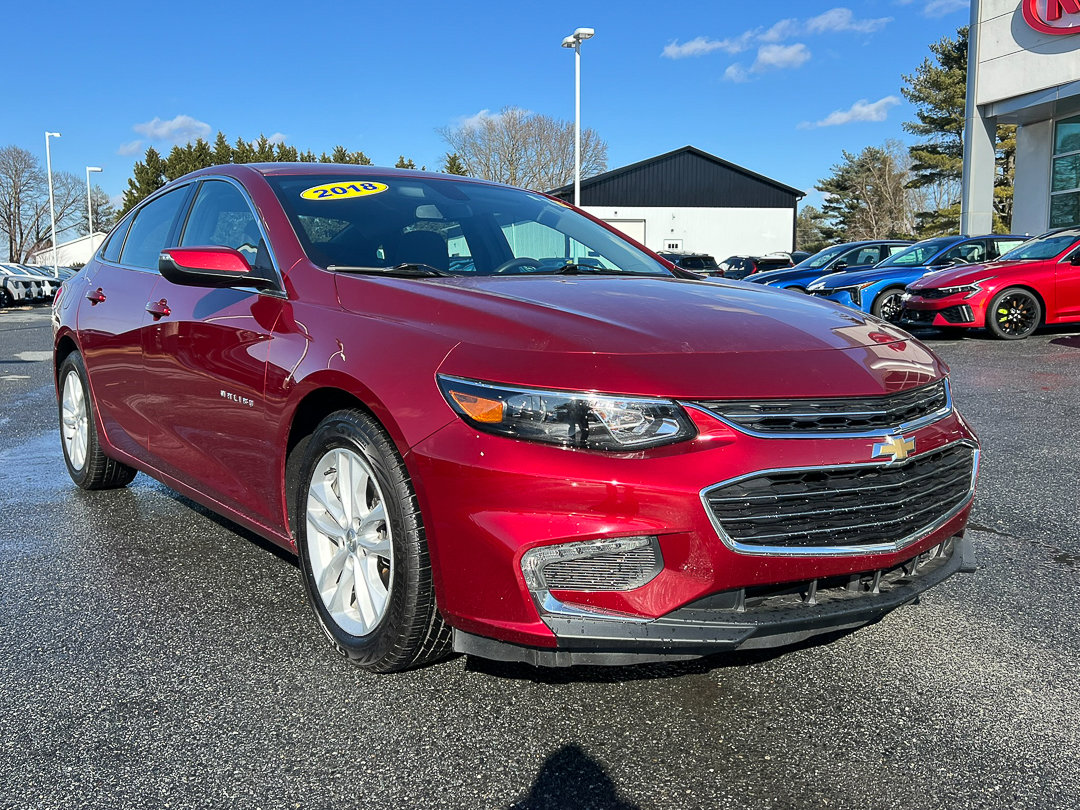 Used 2018 Chevrolet Malibu LT image 9