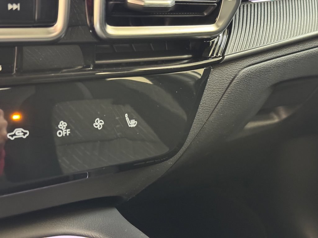 New 2026 Nissan Sentra SV w/ SV Convenience Package FWD image 35