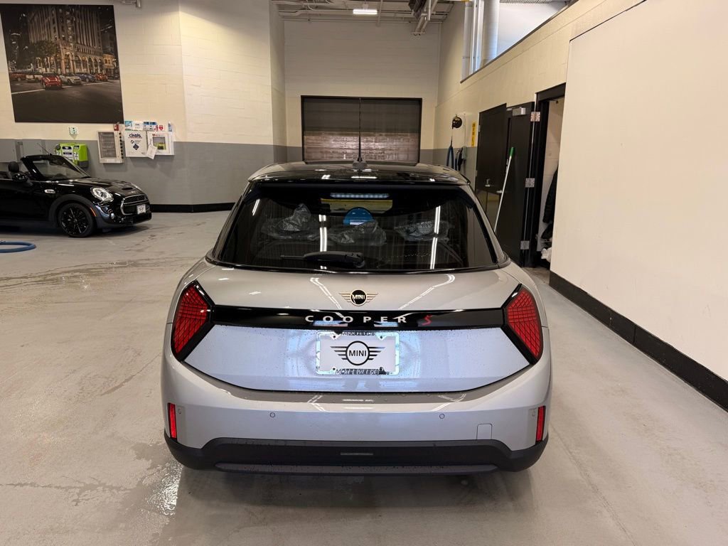 New 2026 MINI Cooper S image 4