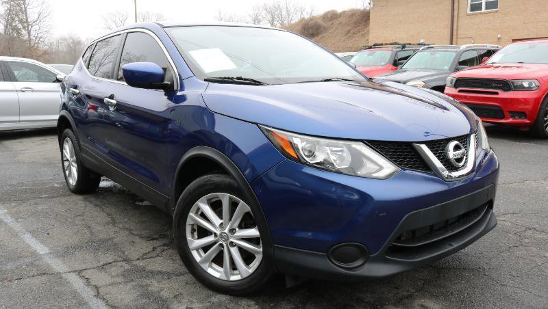 Used 2018 Nissan Rogue Sport S w/ S Appearance Package image 3