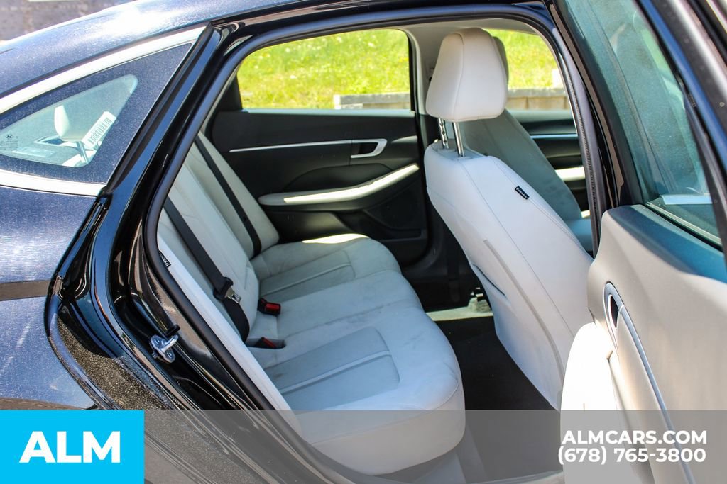 Used 2025 Hyundai Sonata SEL FWD image 17