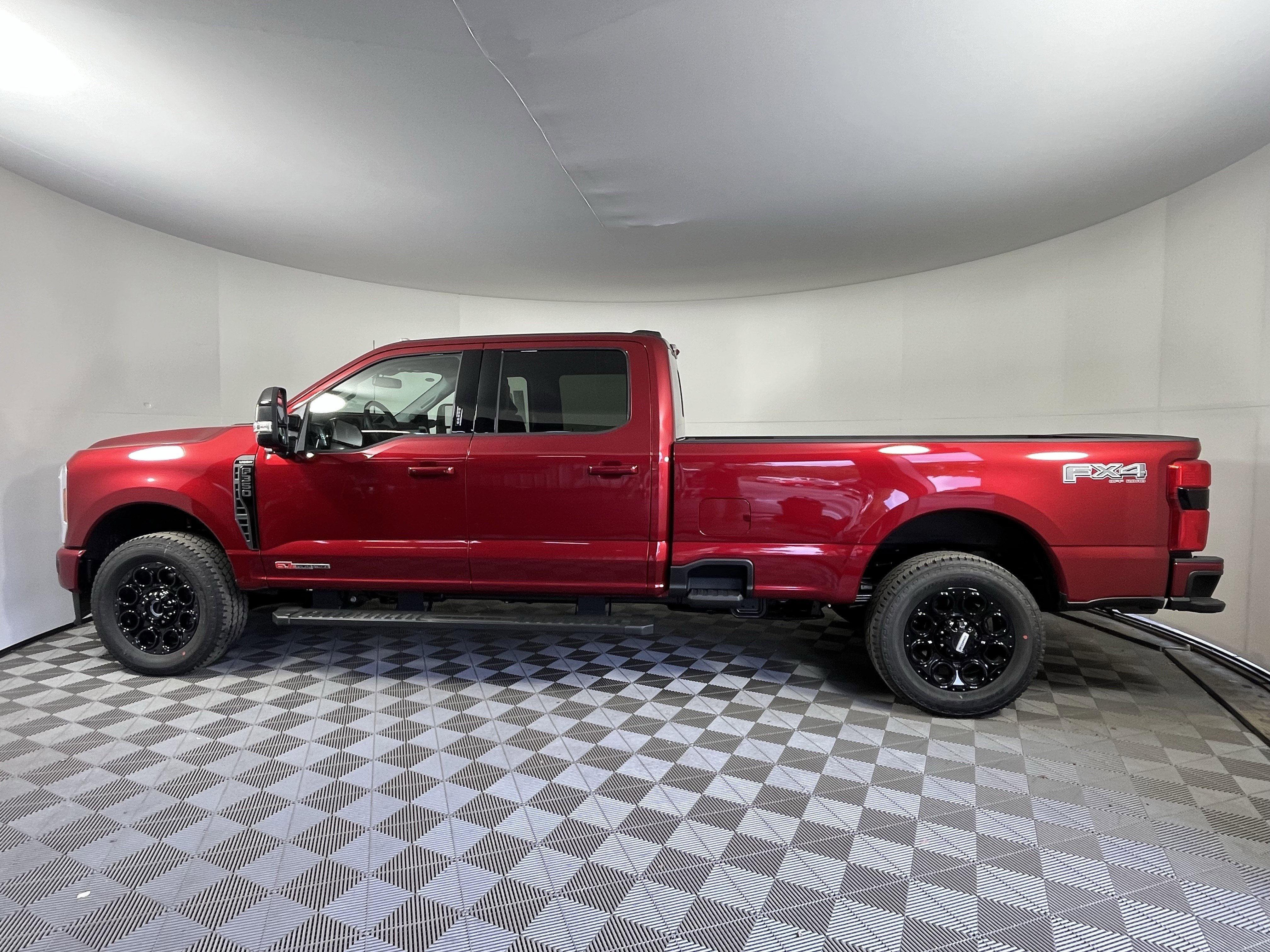 New 2026 Ford F350 Lariat w/ Black Appearance Package image 2
