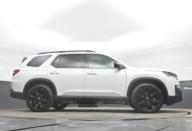 New 2026 Honda Pilot Black Edition image 53