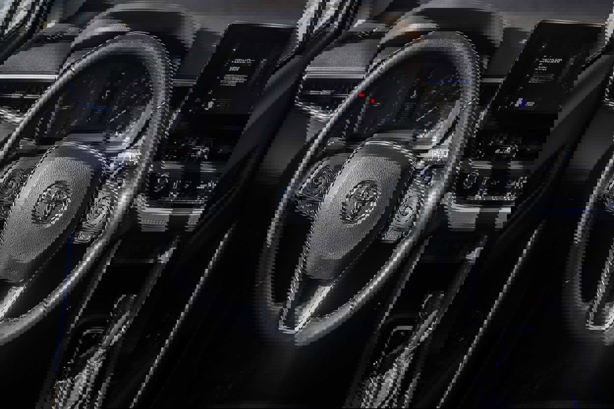 Certified 2023 Toyota Corolla Cross LE w/ Moonroof Package image 26