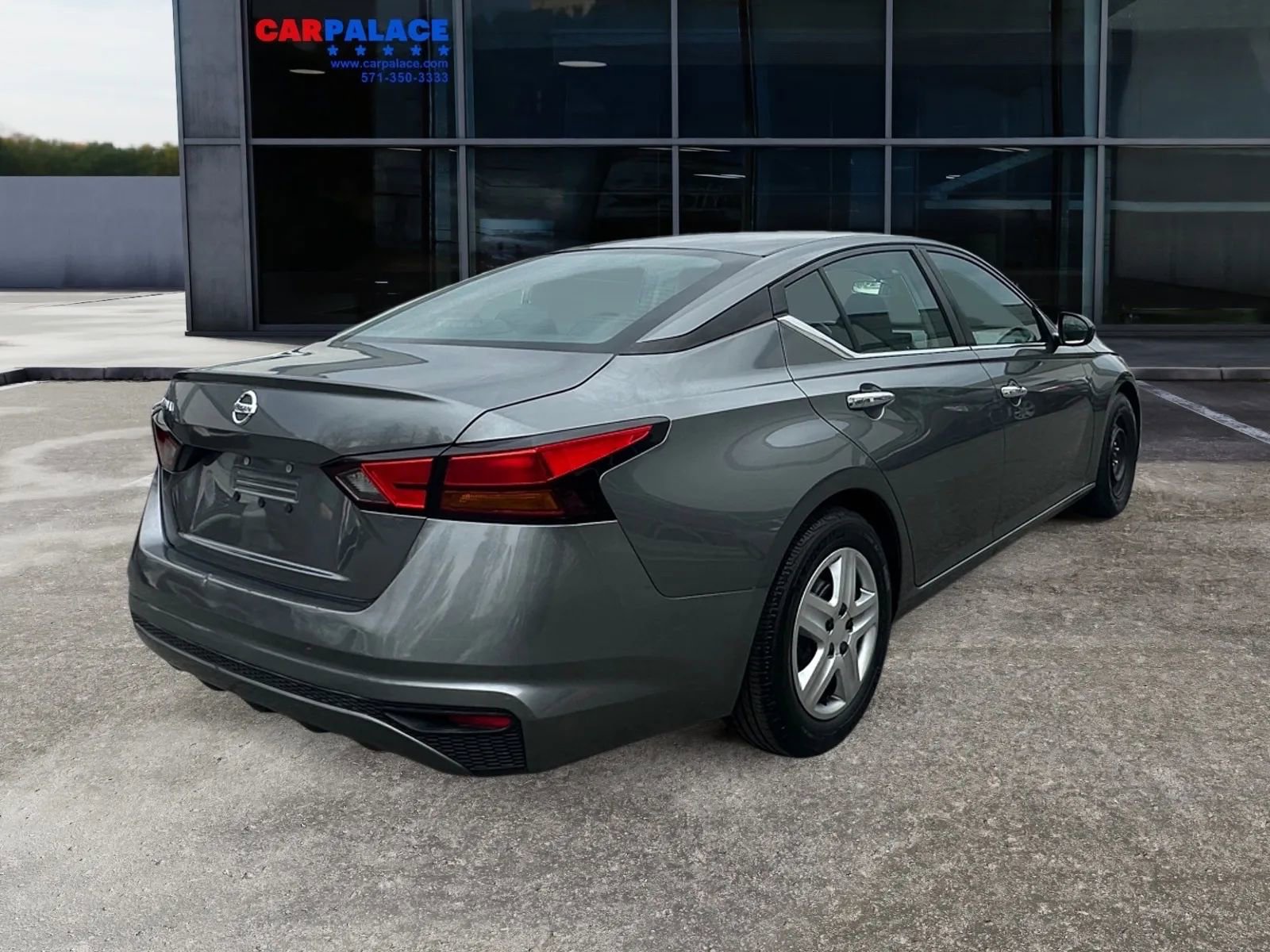 Used 2022 Nissan Altima 2.5 S image 5