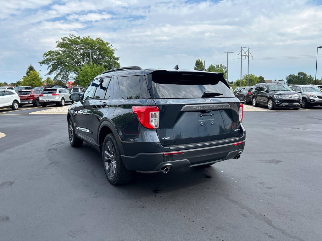 Certified 2023 Ford Explorer XLT w/ Equipment Group 202A AWD/4WD image 8