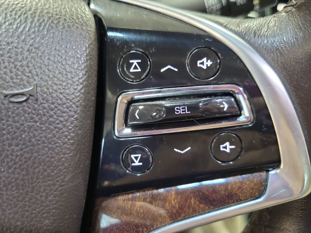 Used 2013 Cadillac XTS Premium image 39