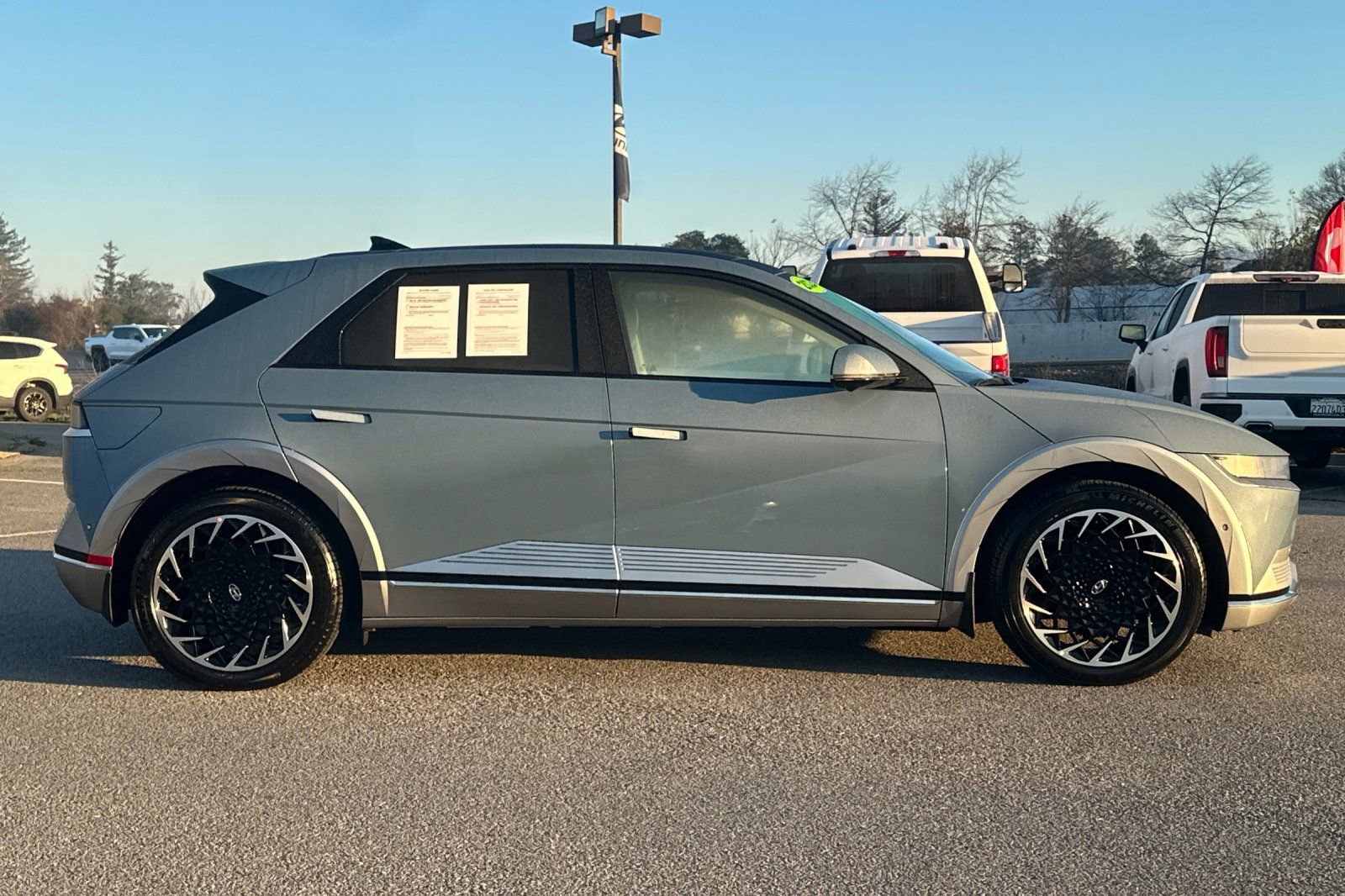 Used 2024 Hyundai Ioniq 5 Limited image 3