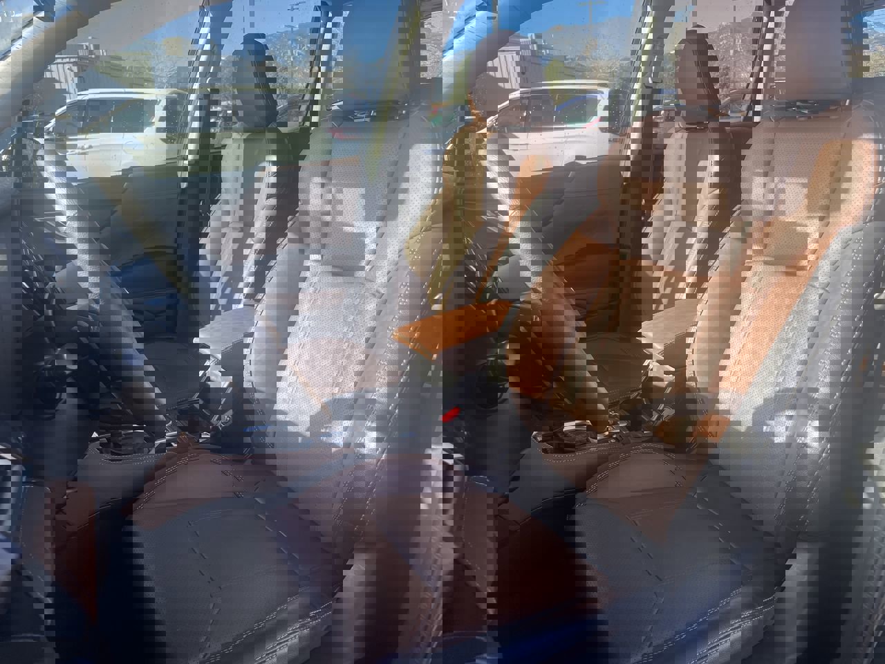 Used 2023 Subaru Forester Touring w/ Popular Package #2 image 11