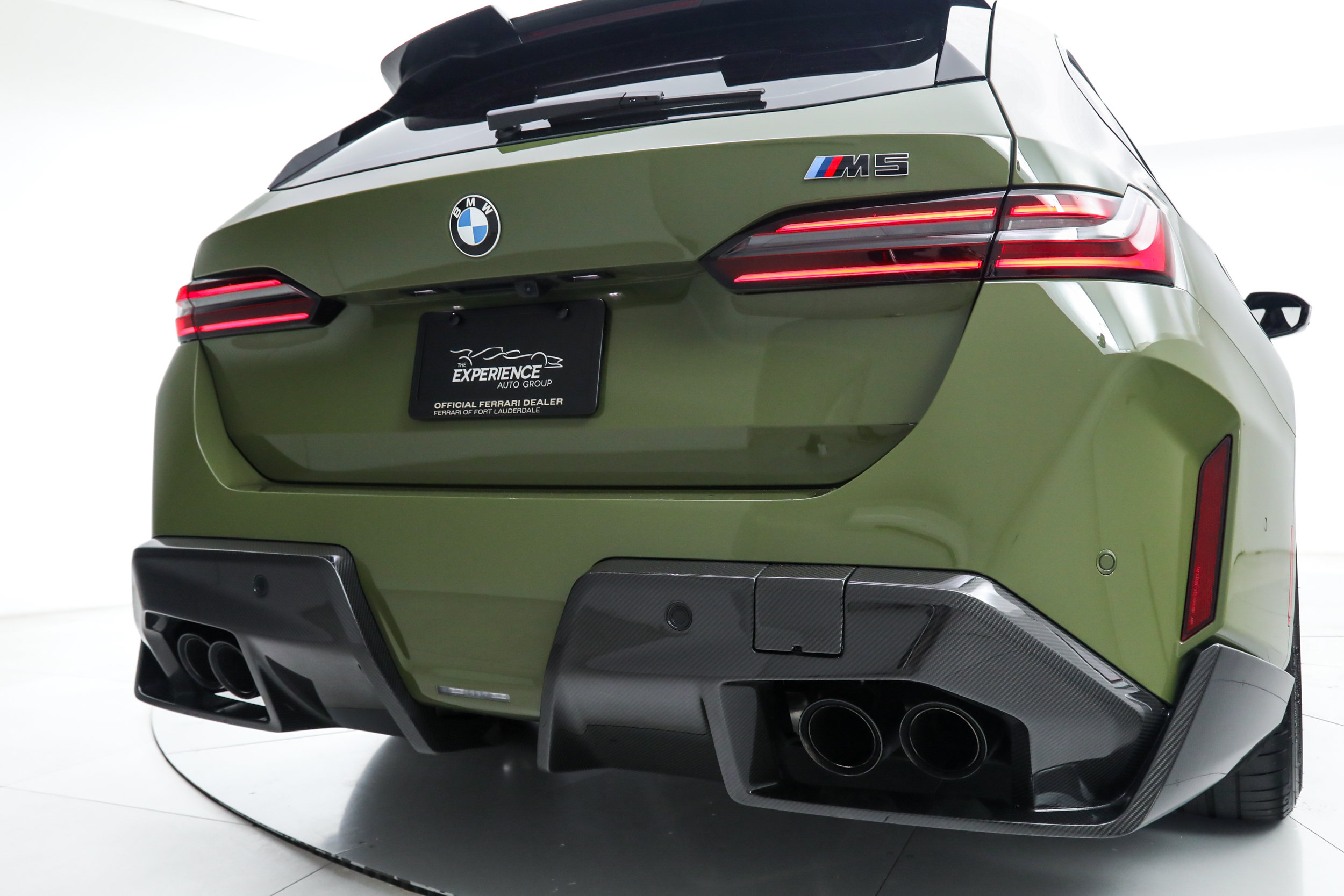 Used 2026 BMW M5 Touring w/ M Driver's Package AWD/4WD image 17