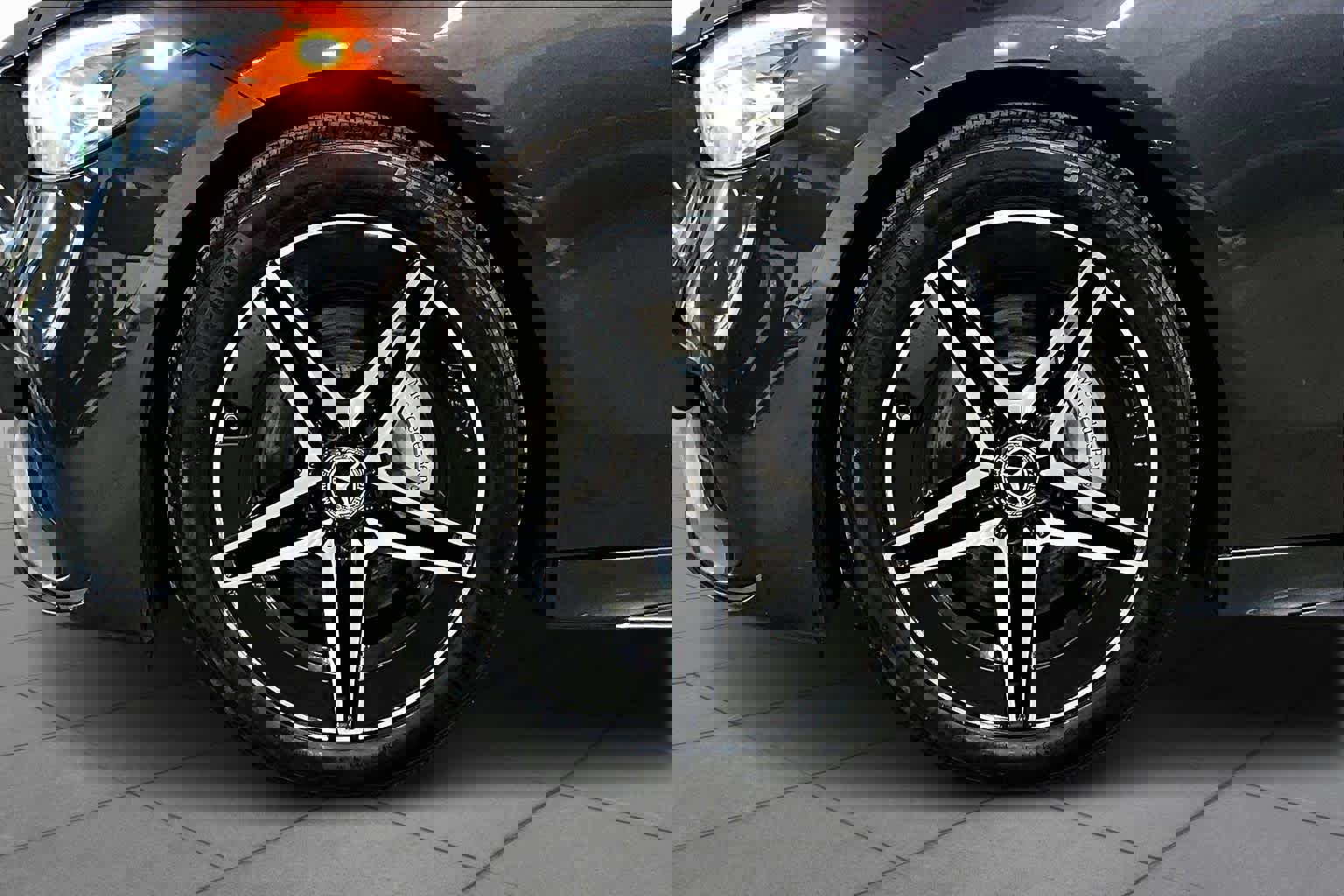 Used 2023 Mercedes-Benz C 300 C 300 image 11